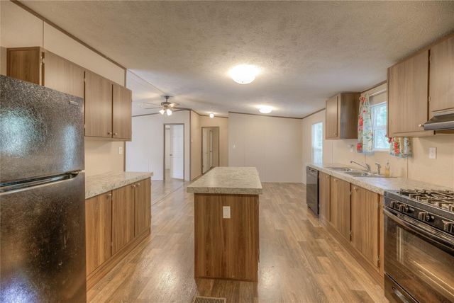 767 Windwood Drive, Livingston, TX 77351