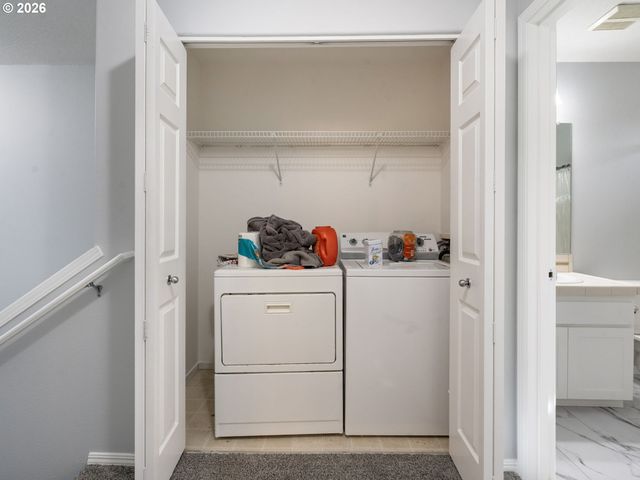 2622 Nw KENNEDY Ct, Portland, OR 97229