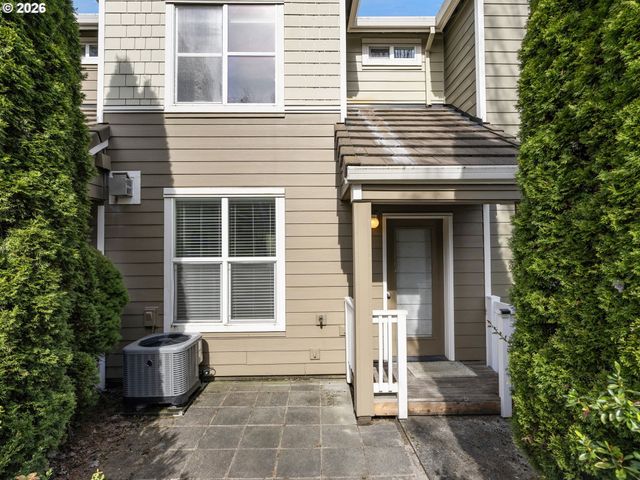 2622 Nw KENNEDY Ct, Portland, OR 97229