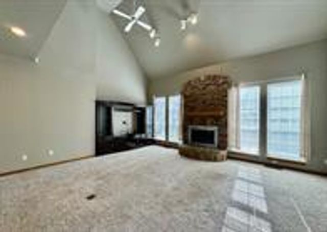 2200 Augusta Avenue, Edmond, OK 73034