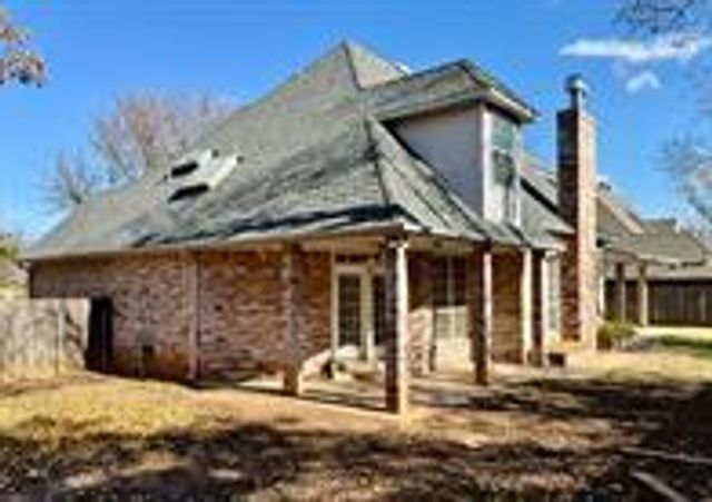 2200 Augusta Avenue, Edmond, OK 73034