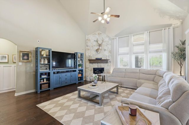 1517 Quintessa Avenue, Kennedale, TX 76060