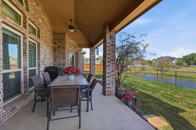 1517 Quintessa Avenue, Kennedale, TX 76060