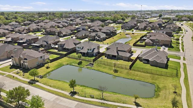 1517 Quintessa Avenue, Kennedale, TX 76060