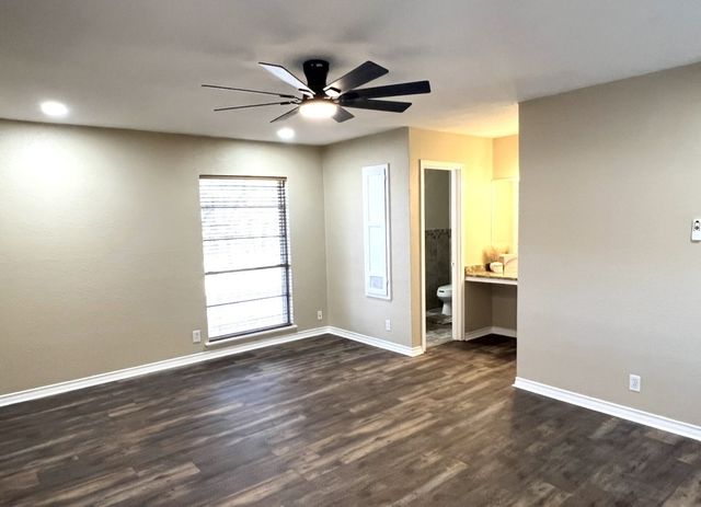 800 Western Hills Drive, Sherman, TX 75092