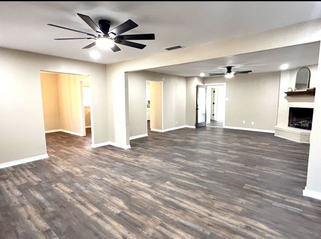 800 Western Hills Drive, Sherman, TX 75092