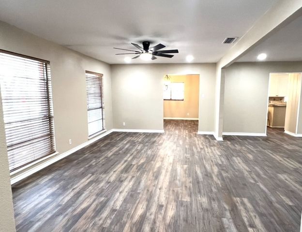 800 Western Hills Drive, Sherman, TX 75092