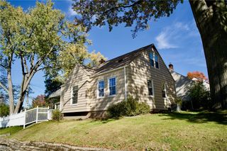 1595 Evergreen Avenue, Akron, OH 44301