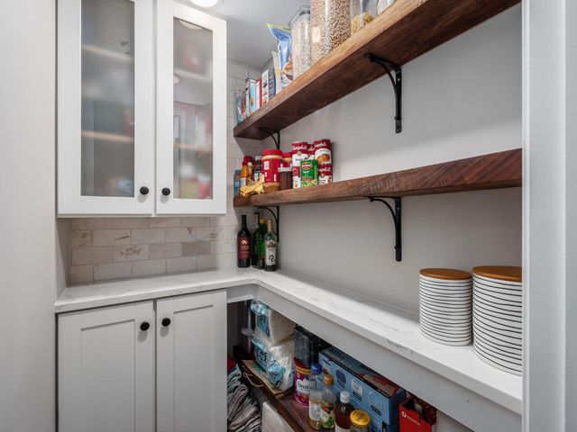 295 Beckley Lane, Dublin, OH 43017