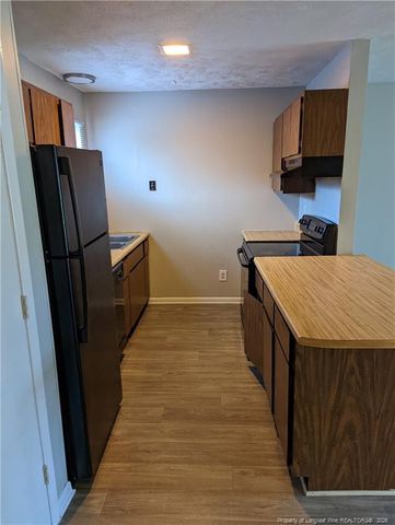 823 Applewood Lane, Fayetteville, NC 28303