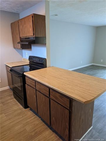 823 Applewood Lane, Fayetteville, NC 28303