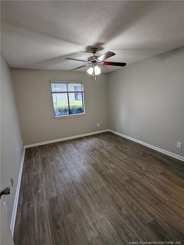 823 Applewood Lane, Fayetteville, NC 28303
