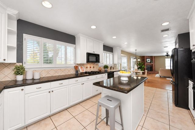 7615 Park Falls Drive, Houston, TX 77095
