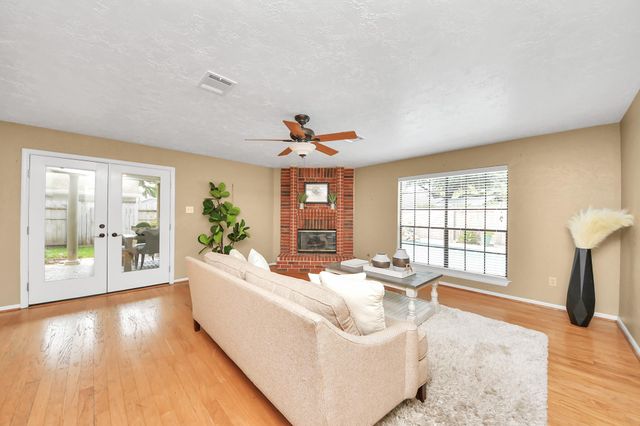 7615 Park Falls Drive, Houston, TX 77095