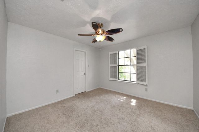 7615 Park Falls Drive, Houston, TX 77095