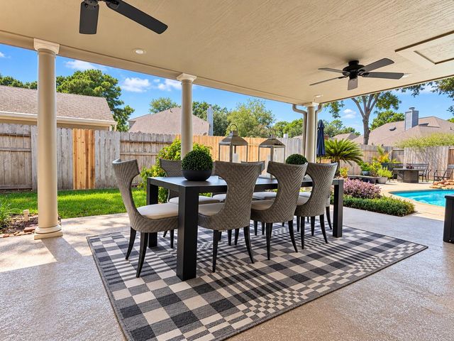 7615 Park Falls Drive, Houston, TX 77095