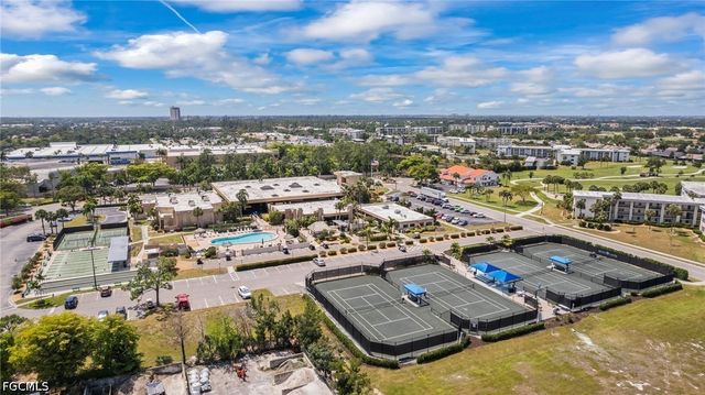 1828 Pine Valley DR 101, Fort Myers, FL 33907