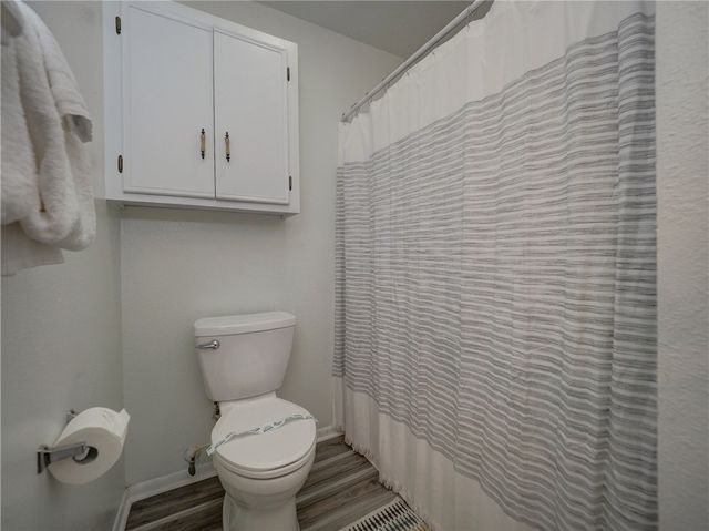 501 6th St, Port Aransas, TX 78373
