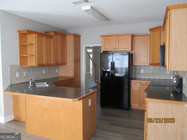 143 Marshas Vineyard, Hampton, GA 30228