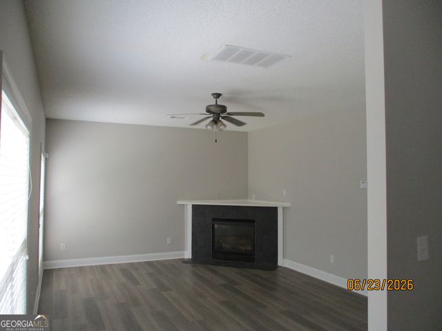 143 Marshas Vineyard, Hampton, GA 30228