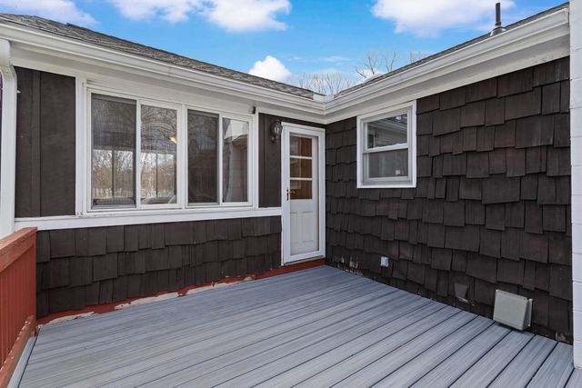 12 Colonial Circle, Hampton, NH 03842