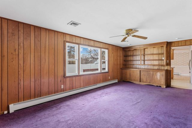 12 Colonial Circle, Hampton, NH 03842