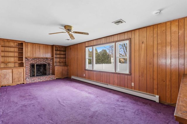 12 Colonial Circle, Hampton, NH 03842