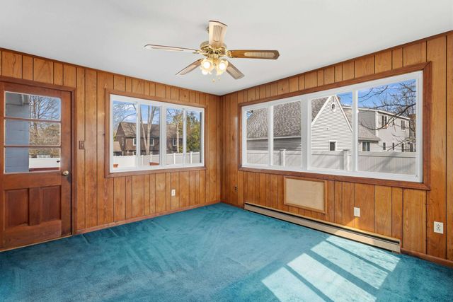 12 Colonial Circle, Hampton, NH 03842