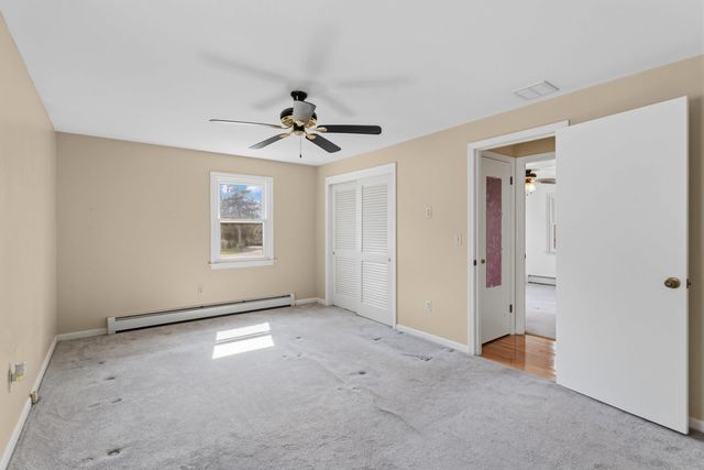 12 Colonial Circle, Hampton, NH 03842