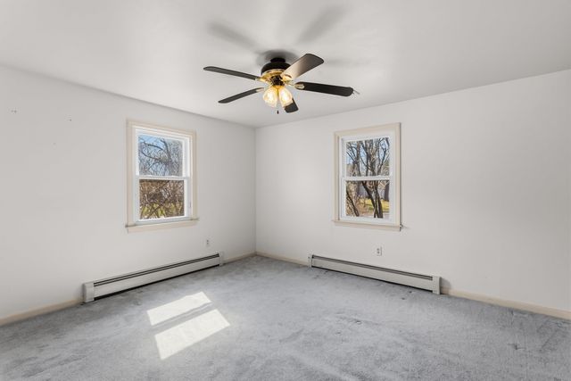 12 Colonial Circle, Hampton, NH 03842