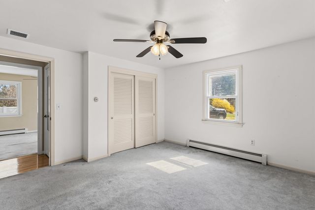 12 Colonial Circle, Hampton, NH 03842