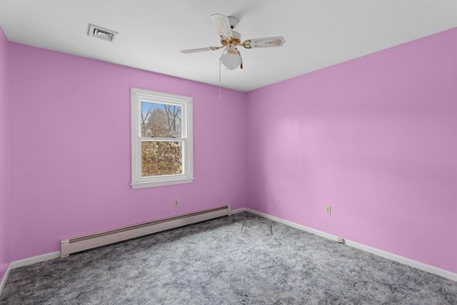 12 Colonial Circle, Hampton, NH 03842
