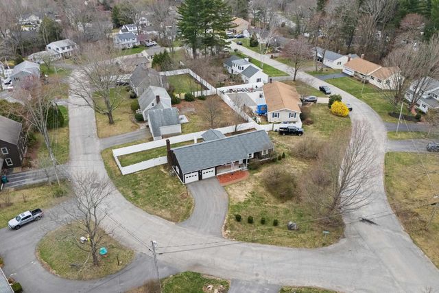 12 Colonial Circle, Hampton, NH 03842