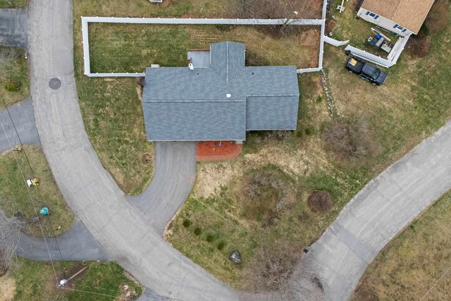 12 Colonial Circle, Hampton, NH 03842