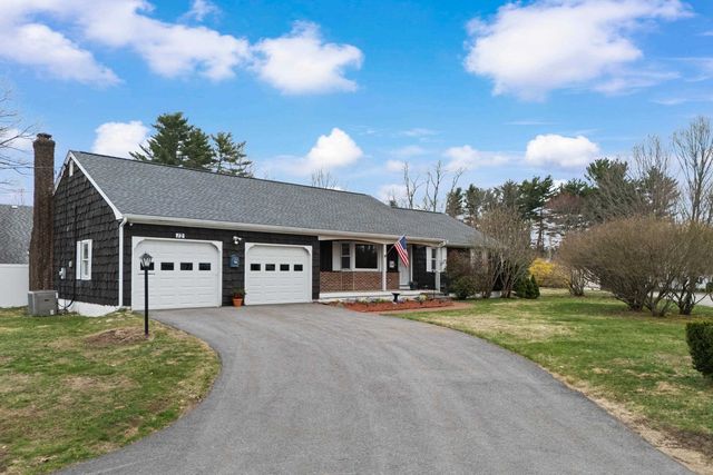 12 Colonial Circle, Hampton, NH 03842
