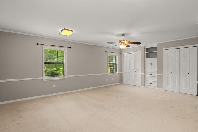 105 Merianne Dr., Hattiesburg, MS 39402