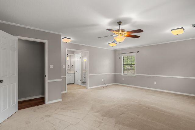 105 Merianne Dr., Hattiesburg, MS 39402