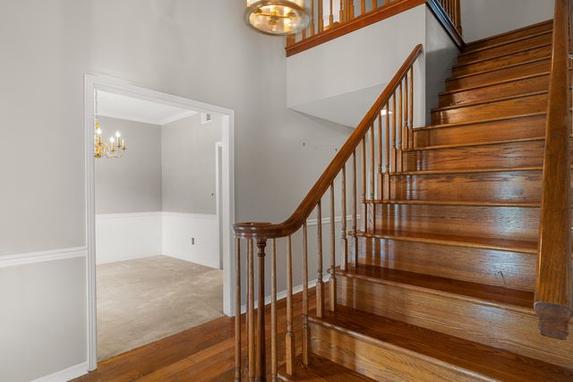 105 Merianne Dr., Hattiesburg, MS 39402