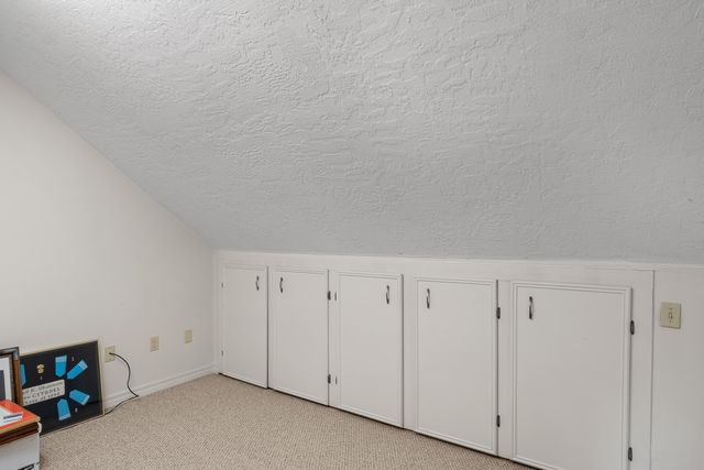 105 Merianne Dr., Hattiesburg, MS 39402