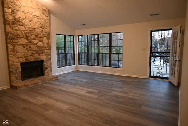 6705 Dunsany Court, Indianapolis, IN 46254