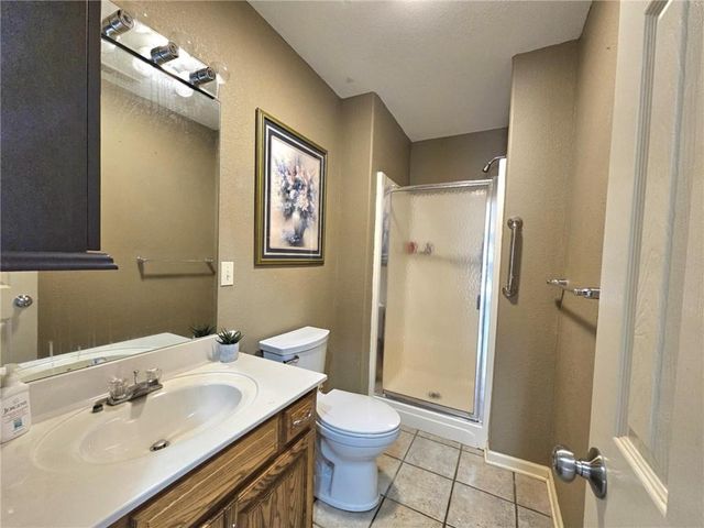 569 Sunrise Acres Point, Sunrise Beach, MO 65079