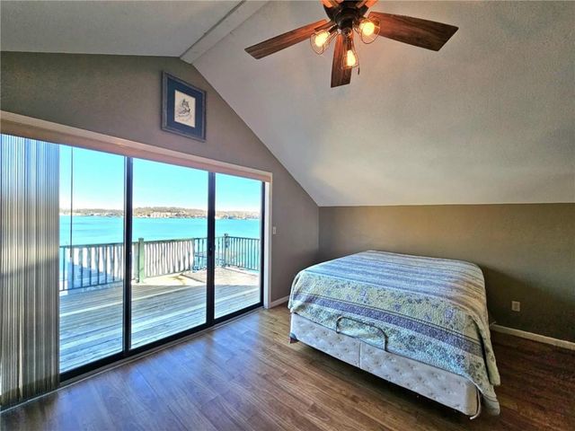 569 Sunrise Acres Point, Sunrise Beach, MO 65079