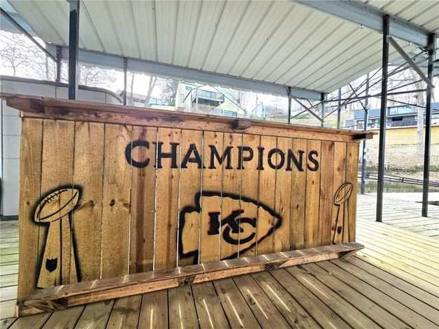 569 Sunrise Acres Point, Sunrise Beach, MO 65079