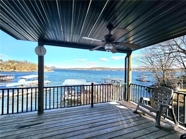 569 Sunrise Acres Point, Sunrise Beach, MO 65079