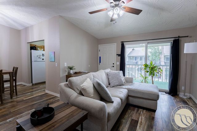 2826 Oakland DRIVE 10, Billings, MT 59102