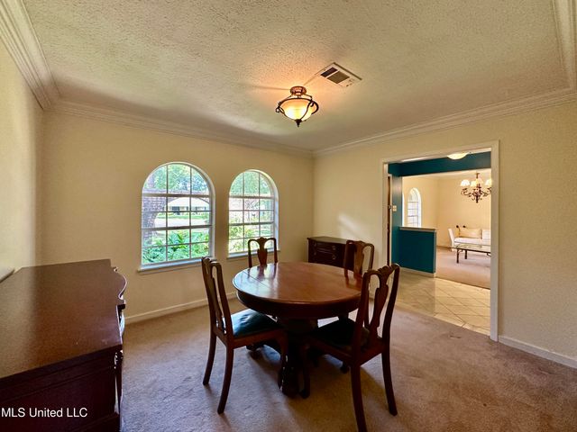 605 Herndon Hill, Clinton, MS 39056