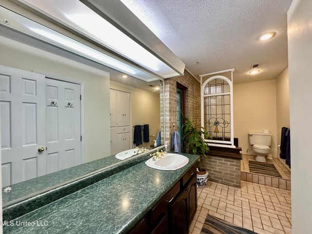 605 Herndon Hill, Clinton, MS 39056