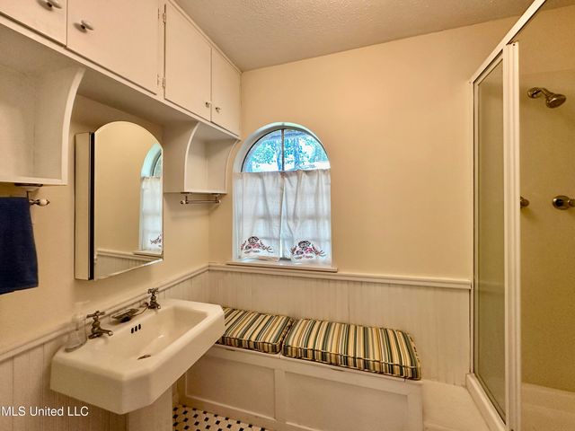 605 Herndon Hill, Clinton, MS 39056
