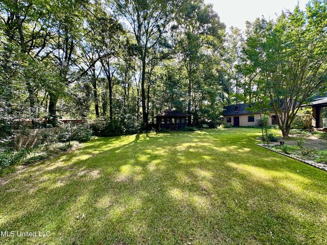 605 Herndon Hill, Clinton, MS 39056