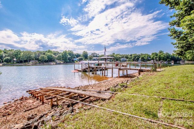 447 Kemp Road, Mooresville, NC 28117